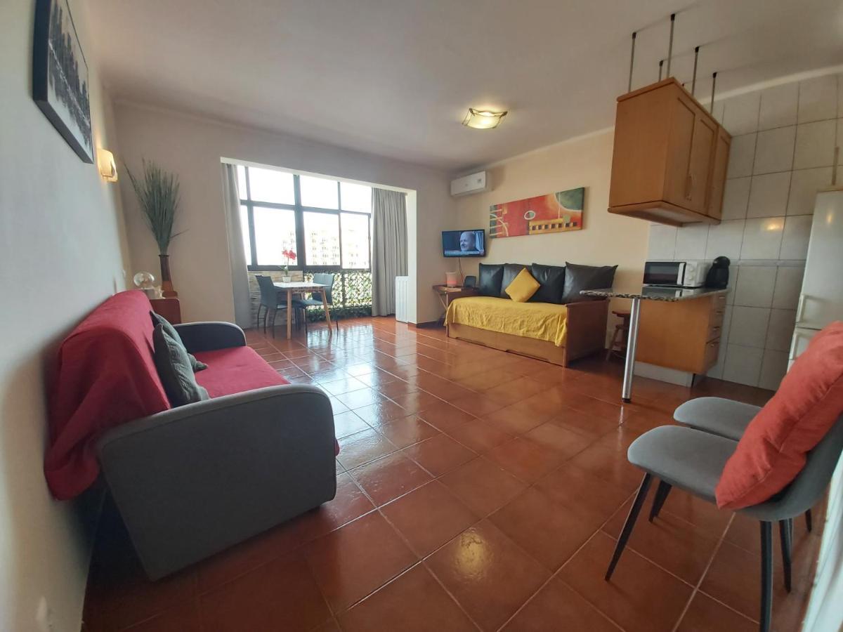 Great 1Bed Flat - Praia da Rocha - Wi-Fi - Parking Portimao Bagian luar foto