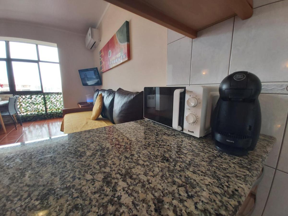Great 1Bed Flat - Praia da Rocha - Wi-Fi - Parking Portimao Bagian luar foto